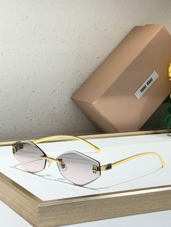 Picture of Miu Miu Sunglasses _SKUfw80236057fw